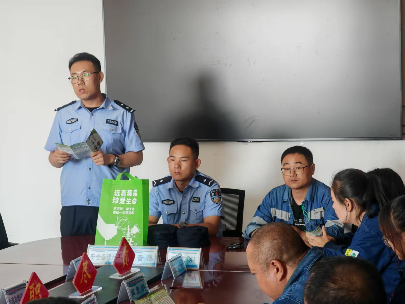 7a330f12-9523-11f0-93a3-fea6c39cc3af.png 7a330f12-9523-11f0-93a3-fea6c39cc3af.png